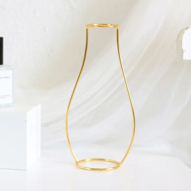 Nordic Style Iron Flower Vase Structure