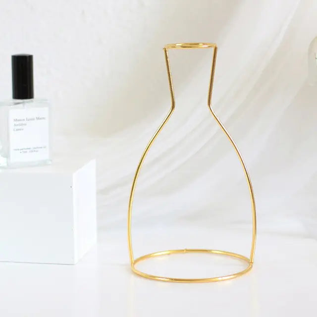 Nordic Style Iron Flower Vase Structure