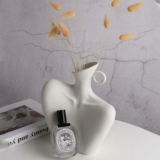 Artistic Sculpture Vase